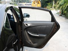 2013款 1.8T 自动 尊贵型