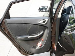 2013款 1.8T 自动 尊贵型
