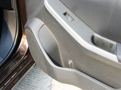 2013款 1.8T 自动 尊贵型