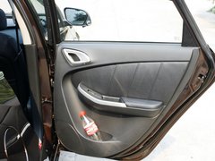2013款 1.8T 自动 尊贵型