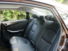2013款 1.8T 自动 尊贵型