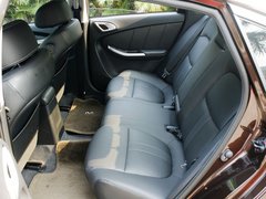 2013款 1.8T 自动 尊贵型