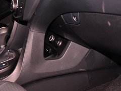 2013款 改款 3.0L 自动 四驱旗舰版 欧V 7座