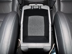 2013款 改款 3.0L 自动 四驱旗舰版 欧V 7座