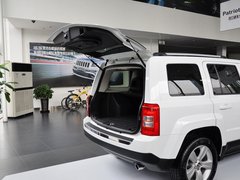 2014款 2.4L 自动 豪华导航版 5座
