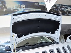 2014款 2.4L 自动 蛇行珍藏版 5座