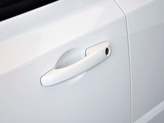2014款 2.4L 自动 蛇行珍藏版 5座