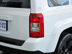 2014款 2.4L 自动 蛇行珍藏版 5座