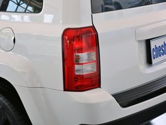 2014款 2.4L 自动 蛇行珍藏版 5座