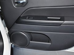 2014款 2.4L 自动 蛇行珍藏版 5座
