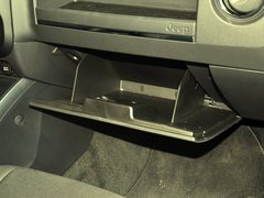 2014款 2.4L 自动 蛇行珍藏版 5座