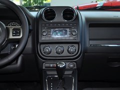 2014款 2.4L 自动 蛇行珍藏版 5座