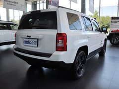 2014款 2.4L 自动 蛇行珍藏版 5座