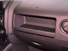 2014款 2.4L 自动 蛇行珍藏版 5座