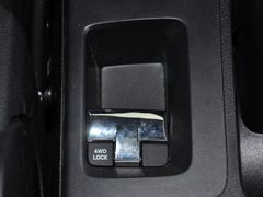 2014款 2.4L 自动 蛇行珍藏版 5座
