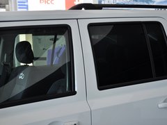 2014款 2.4L 自动 蛇行珍藏版 5座