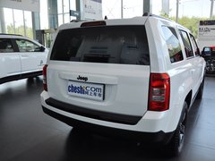 2014款 2.4L 自动 蛇行珍藏版 5座