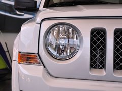 2014款 2.4L 自动 蛇行珍藏版 5座