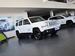 2014款 2.4L 自动 蛇行珍藏版 5座