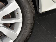 2013款 2.5L CVT 四驱舒适版 5座