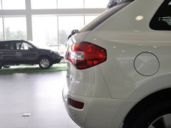 2013款 2.5L CVT 四驱舒适版 5座