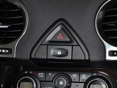 2013款 2.5L CVT 四驱舒适版 5座