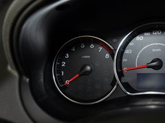 2013款 2.5L CVT 四驱舒适版 5座