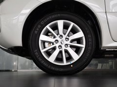 2013款 2.5L CVT 四驱舒适版 5座