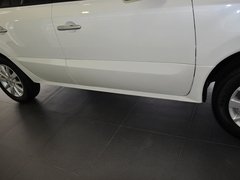 2013款 2.5L CVT 四驱舒适版 5座