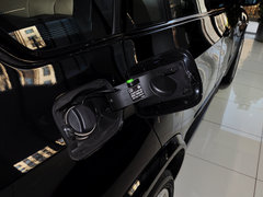 2013款 4.4T 自动 5座