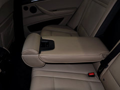 2013款 4.4T 自动 5座