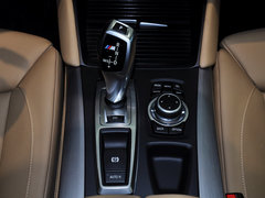 2013款 4.4T 自动 5座