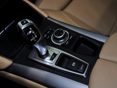 2013款 4.4T 自动 5座
