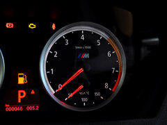 2013款 4.4T 自动 5座