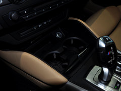 2013款 4.4T 自动 5座