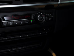 2013款 4.4T 自动 5座