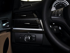 2013款 4.4T 自动 5座