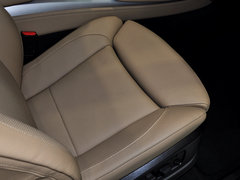 2013款 4.4T 自动 5座