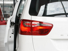 2013款 1.8TSI DCT 豪华导航版 欧IV 7座