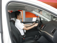 2013款 1.8TSI DCT 豪华导航版 欧IV 7座