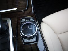 2013款 3.0T 自动 卓乐版