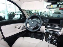 宝马5系 2013款 3.0T 自动 卓乐版