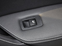 2013款 改款 2.0T 自动 xDrive20i豪华型 5座