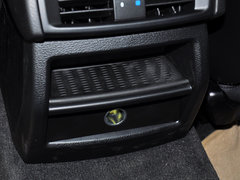 2013款 改款 2.0T 自动 xDrive20i豪华型 5座