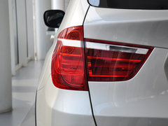 2013款 改款 2.0T 自动 xDrive20i豪华型 5座