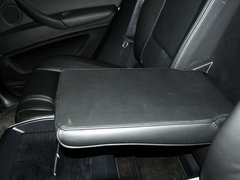 2013款 4.4T 自动 