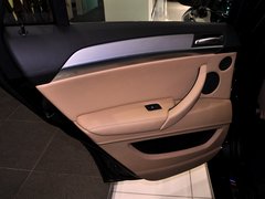2013款 4.4T 自动 