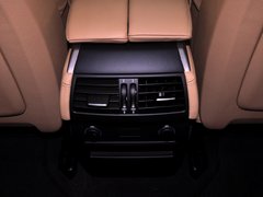 2013款 4.4T 自动 