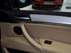 2013款 4.4T 自动 