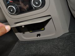 2013款 2.0TSI DSG 至尊型